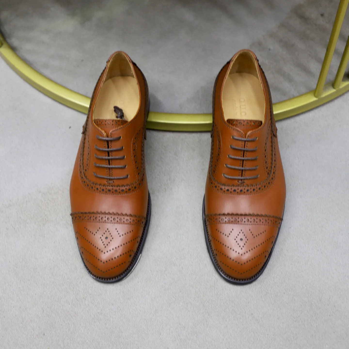 Men's shoes 💰660💰🙅‍♂️🙅‍♂️🙅‍♂️Niuli Brand: Gucci GuCCI Standard code: Men's code 39-44 (45 can be customized) Grade: Same style as the official website Original quality Material: Original cowhide surface Comfortable cowhide lining Original outsole Style category: Men's fashionable casual leather shoes Distinguished big-name luxury elements, top luxury Color: actual picture color